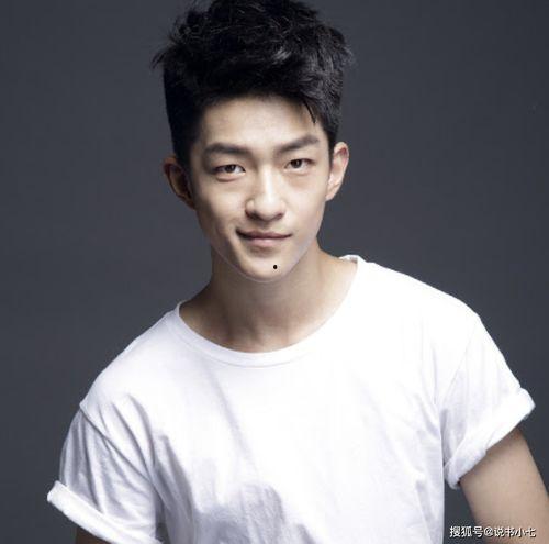 娱乐圈里的人吃瓜是谁,揭秘明星幕后故事
