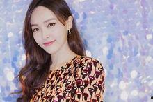 娱乐吃瓜王小甜是谁,娱乐吃瓜界新晋网红王小甜的崛起之路