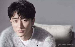 郑凯爆料女友视频播放,揭秘明星恋情背后的甜蜜瞬间