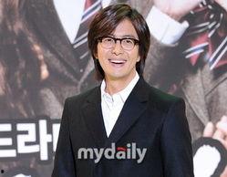 韩国爆料裴勇俊视频大全,韩国爆料背后的精彩瞬间