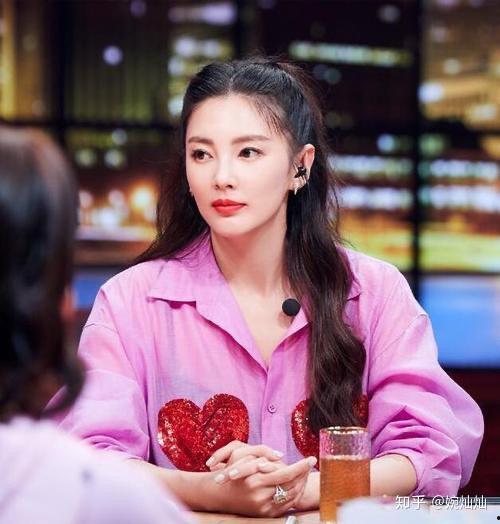 娱乐吃瓜演员是真的么,吃瓜演员的真实身份大起底