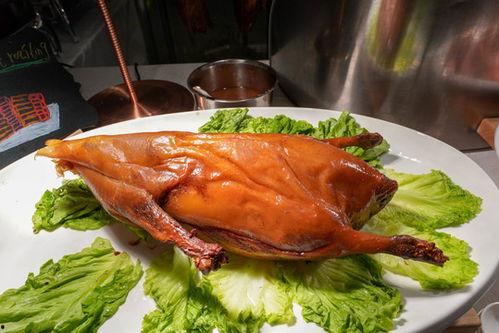 爆料香锅冒烤鸭怎么做视频,一学就会的美食制作